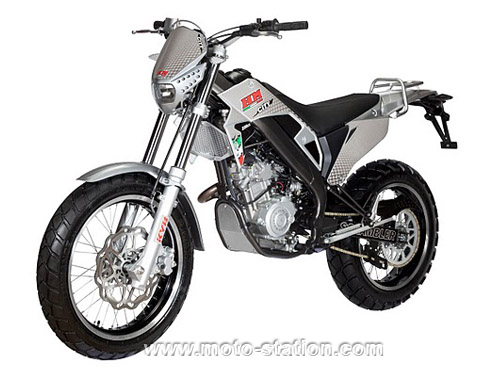 Essai Honda XL 125 V Varadero : Trail pour tous ! - Moto-Station